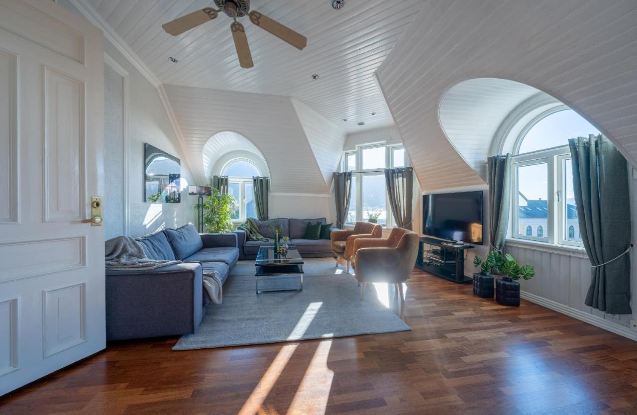 Enter Tromso - Exclusive 4 Bedroom Villa Экстерьер фото